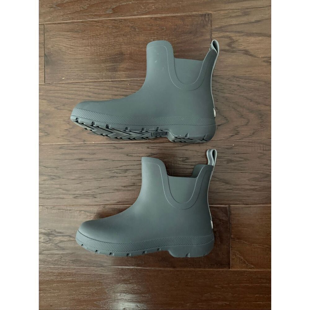 Totes Rubber Gray Ankle Boots size 7